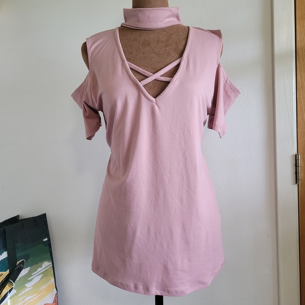 J for Justify‎ Pink Cold Shoulder Choker Neck Strappy V-Neck Top Large